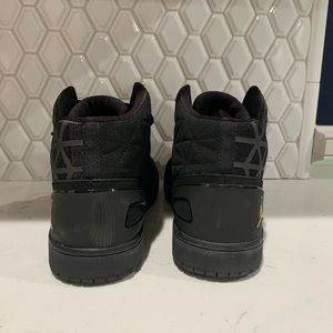 jordan 25 flight 3 oro